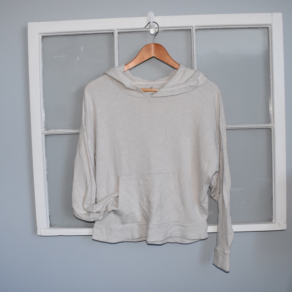 American Eagle Super Soft Plush Crop Hoodie